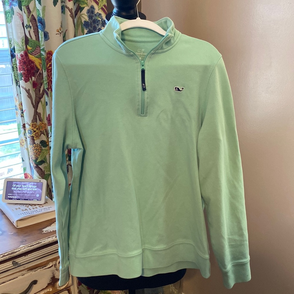 Boys vineyard vines sweater